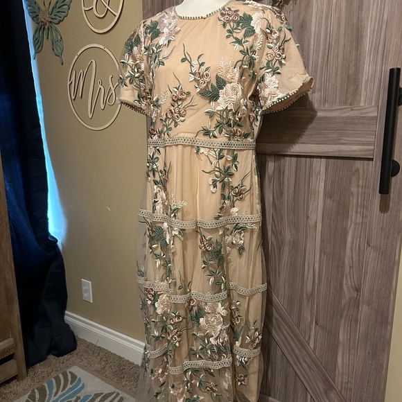 Nude Pink Dress with Floral Appliqué with Matching Boots - Picture 1 of 7